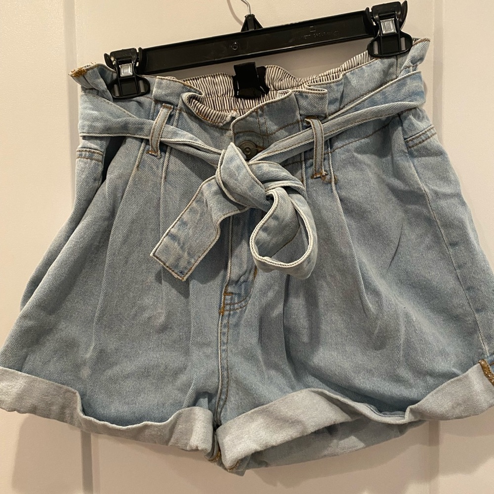 High waisted shorts with a belt that ties in the front